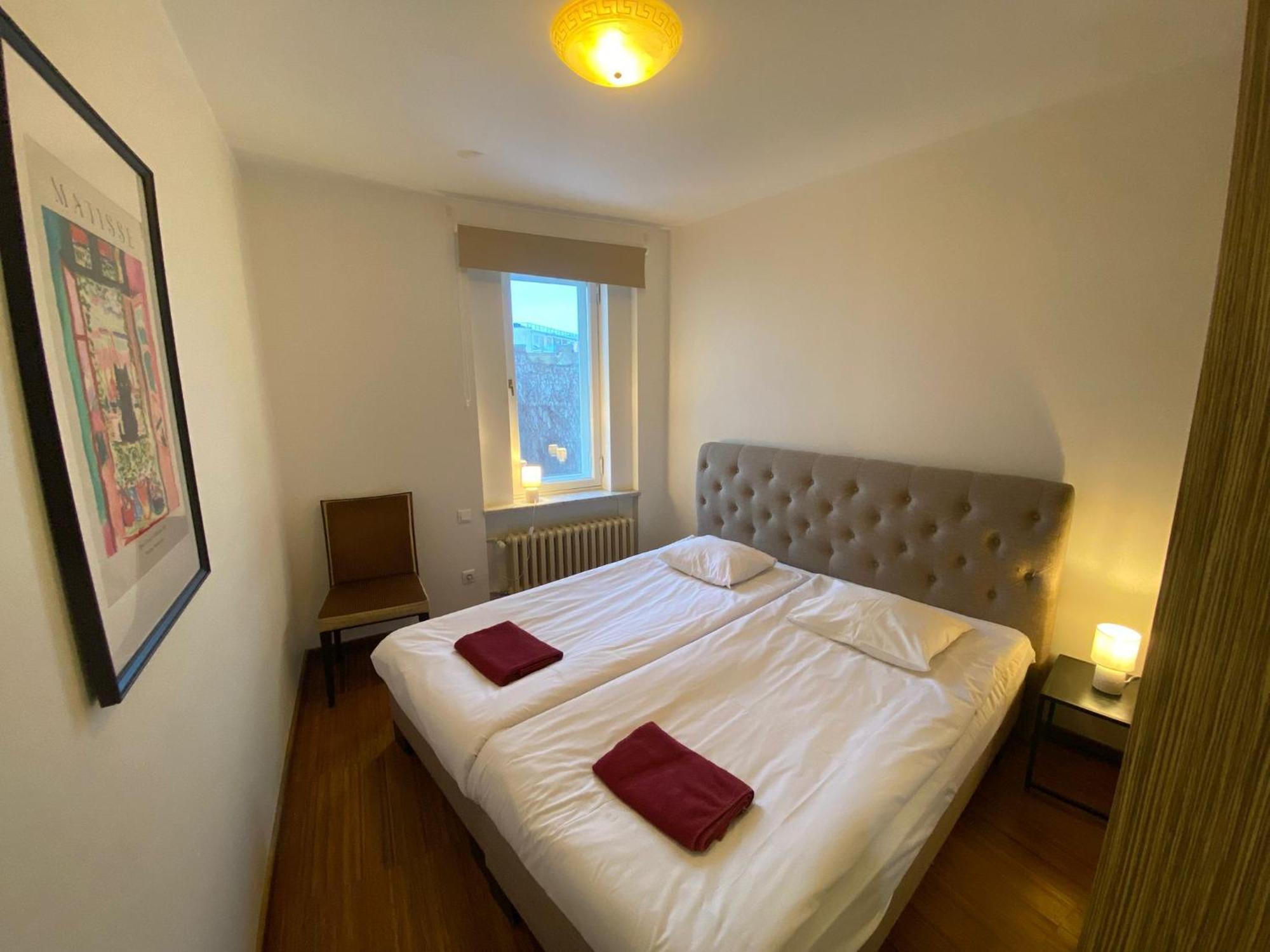Mini Penthhouse-cozy Luxury In Old Town Apartamento Tallin